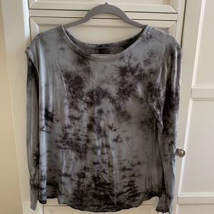American eagle long sleeve tee